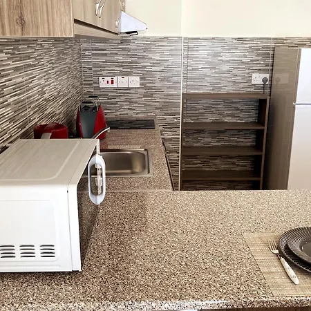 アパート Danaos Seaside 103 With Pool In Tourist Area