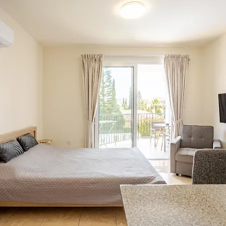 Danaos Seaside 103 With Pool In Tourist Area アパート パ フォス