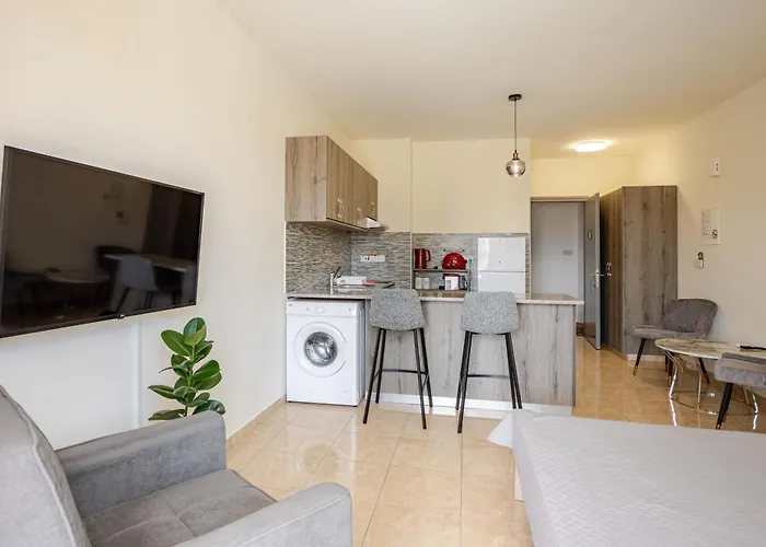 Danaos Seaside 103 With Pool In Tourist Area 公寓 *