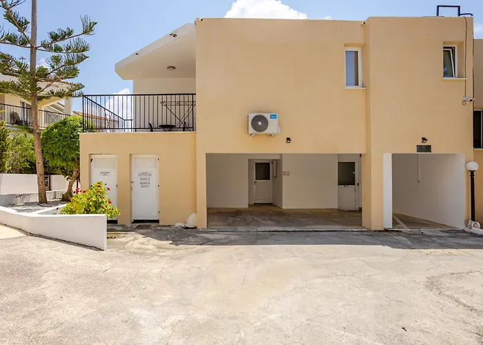 Danaos Seaside 103 With Pool In Tourist Area Paphos