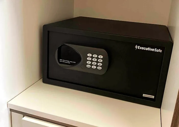 Danaos Seaside 103 With Pool In Tourist Area * Paphos